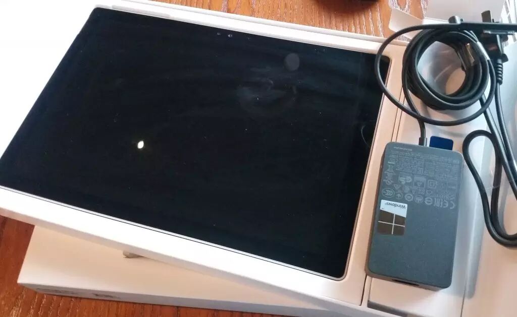 实用技能 Get：如何假装自己买了一台 Surface Pro 4