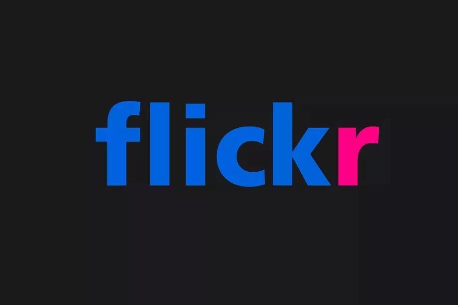 这个让你存照片的网站坚持了 14 年，如今“地主家也没有余粮了”